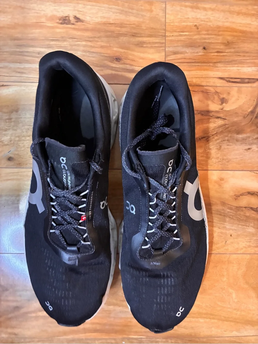 On Cloud Men’s Cloudmonster Athletic Running Shoe Black/White- size 13